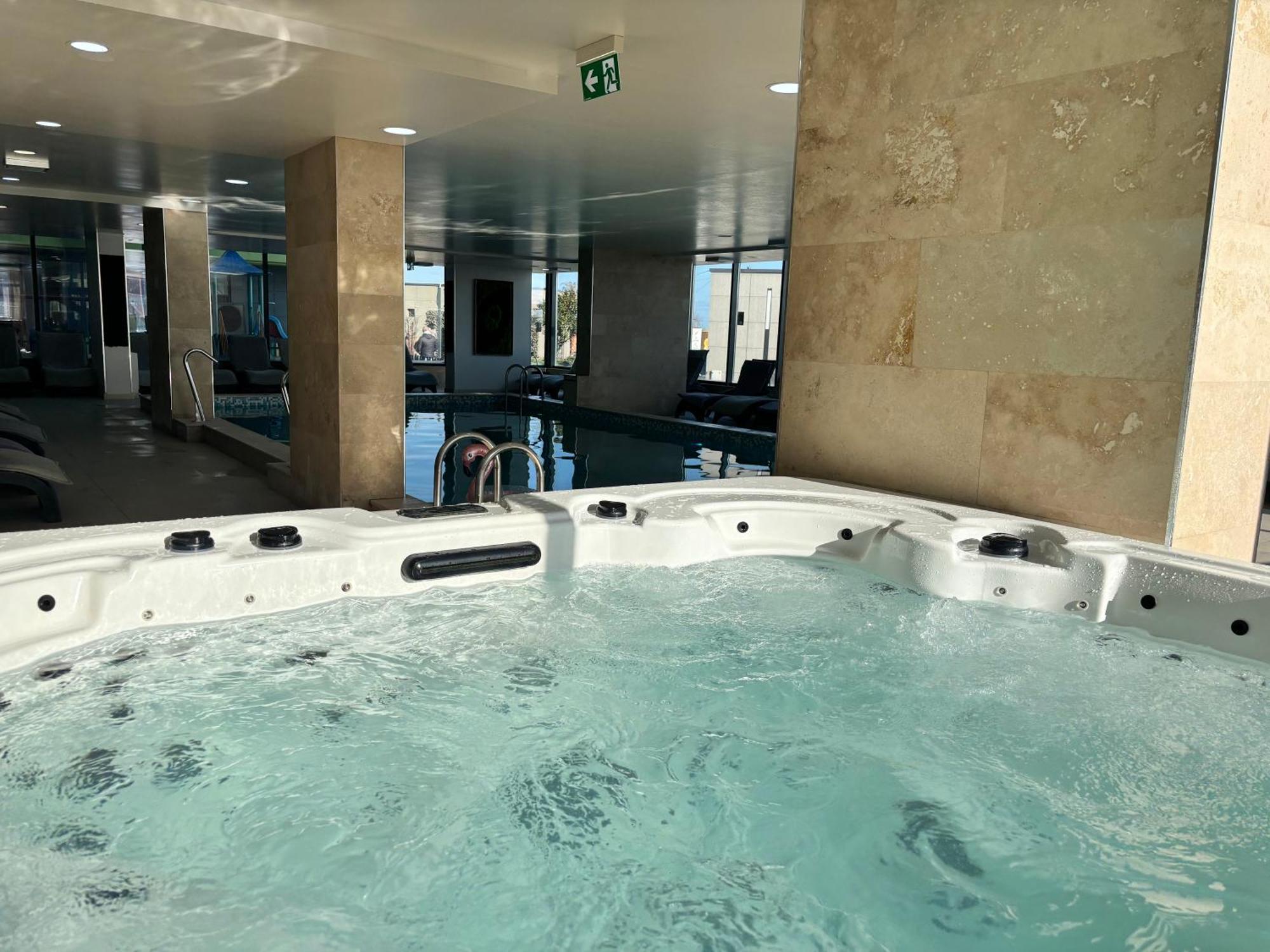 Eka Studio - Pool & Spa Beach Resort 那沃达利 外观 照片