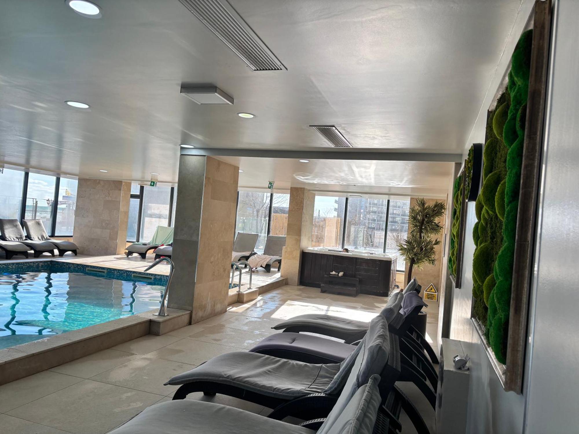 Eka Studio - Pool & Spa Beach Resort 那沃达利 外观 照片